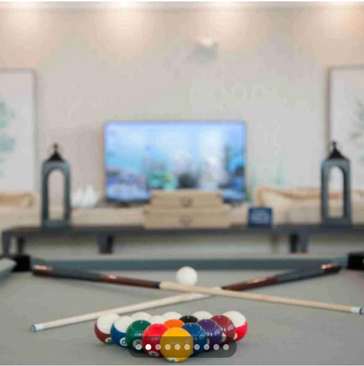 Profile photo 2 of 10