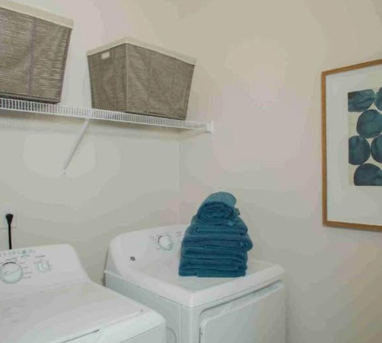 Profile photo 3 of 10