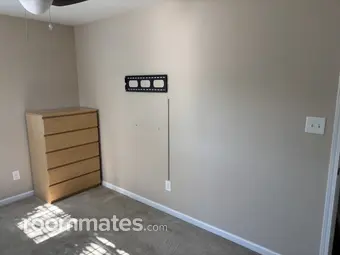 Room for rent in Charlotte, NC $1000, house