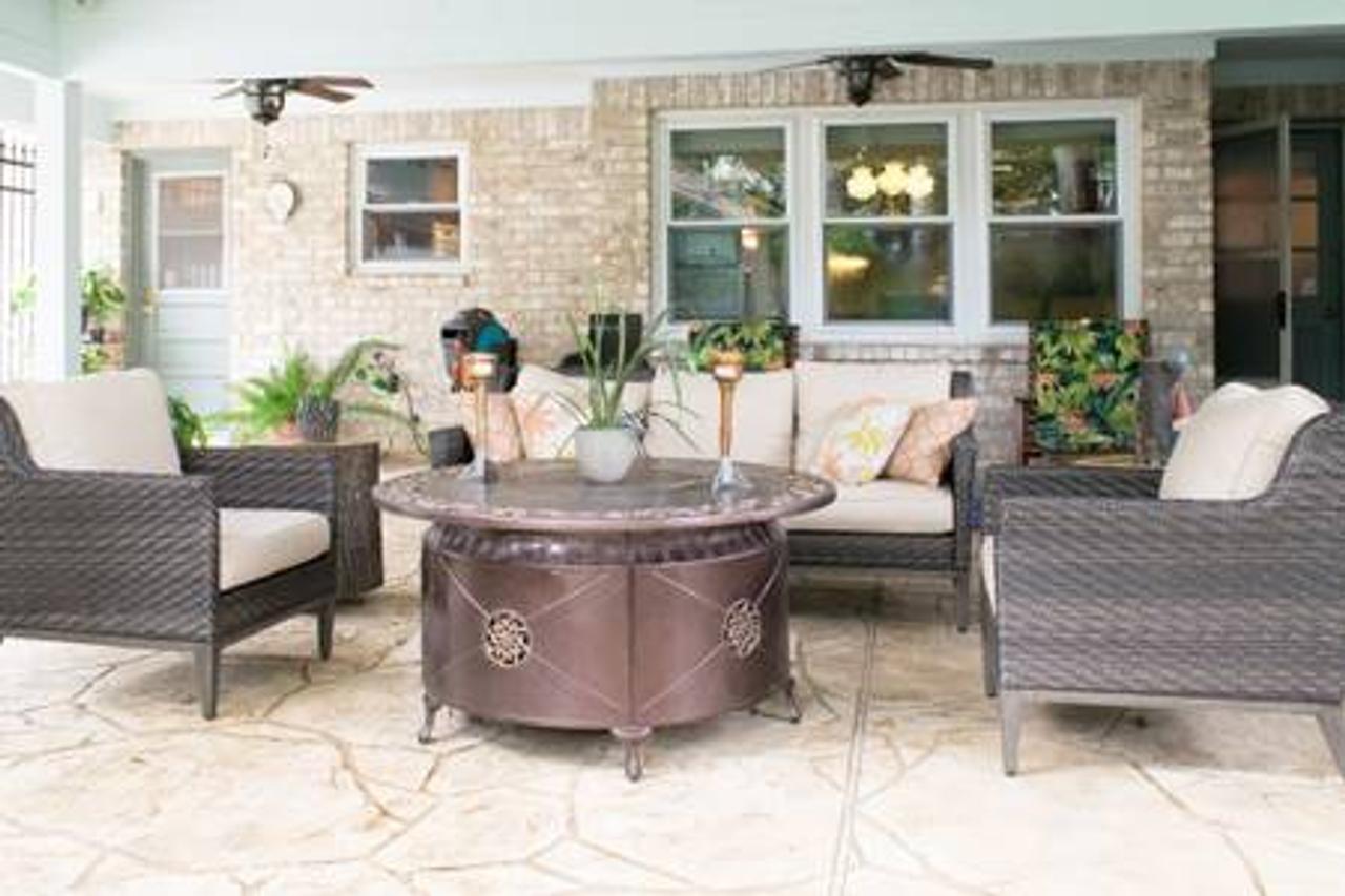 Profile photo 2 of 11