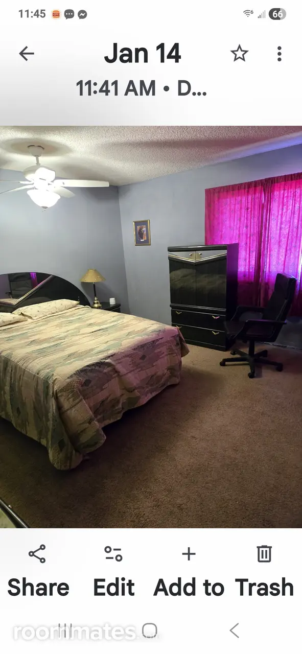 Profile photo 4 of 7