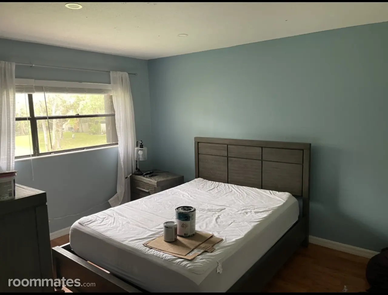 Profile photo 8 of 8