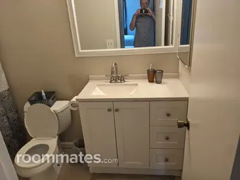 Room for rent in Baldwin Park, CA $900, condo