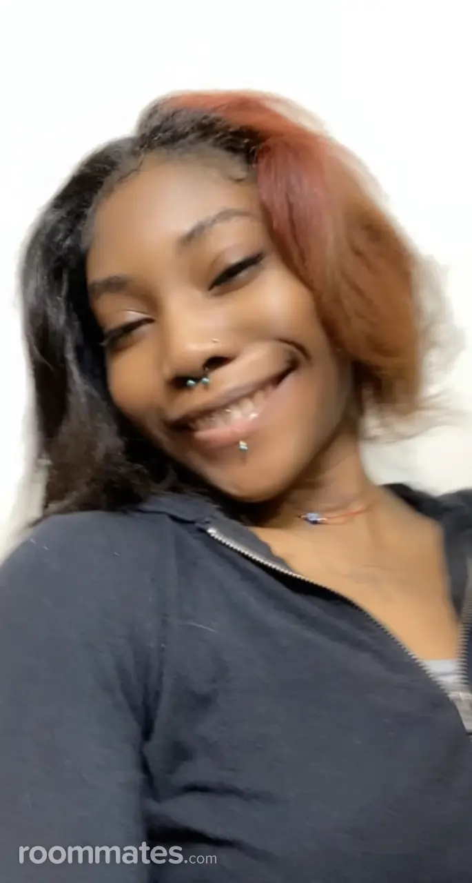 Profile photo 1 of 1