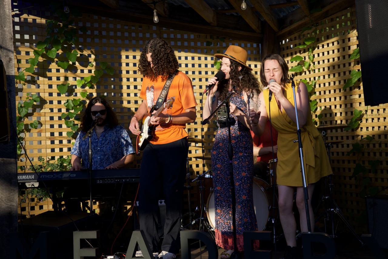 Profile photo 6 of 8