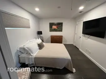 Room for rent in Houston, TX $1150, house
