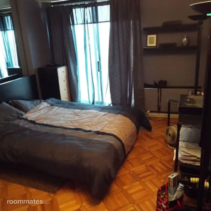 Room for rent in Chicago, IL $1500, condo