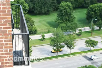 Room for rent in Chicago, IL $1300, condo