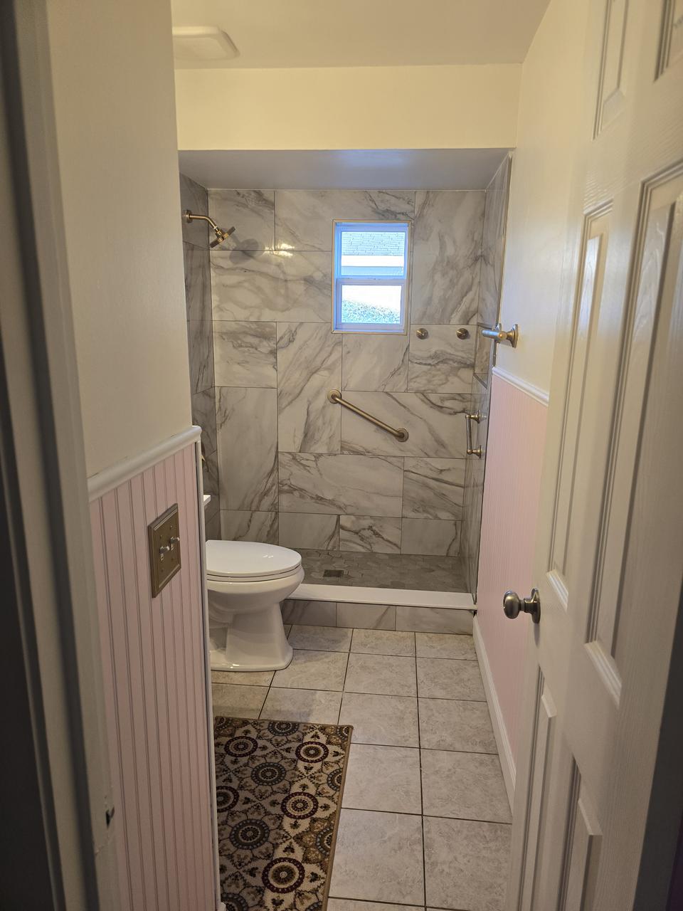 Profile photo 7 of 10