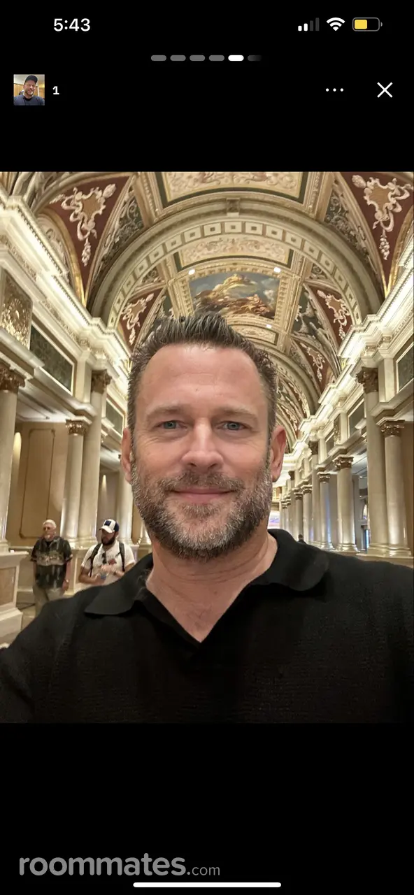 Profile photo 9 of 9