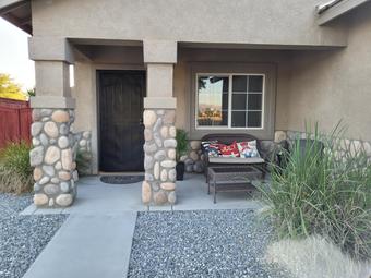 Room for rent in Victorville, CA $800, house
