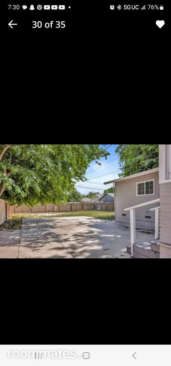 Profile photo 9 of 11