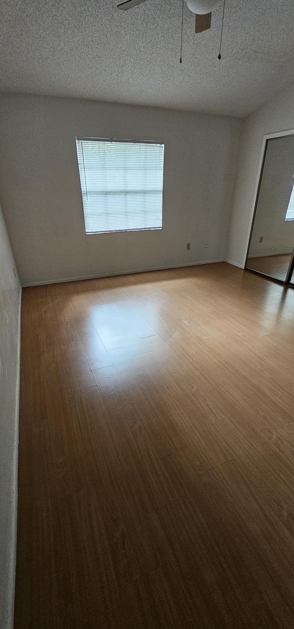 Profile photo 3 of 8