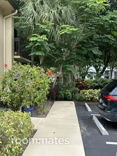 Room for rent in Delray Beach, FL $1500, condo