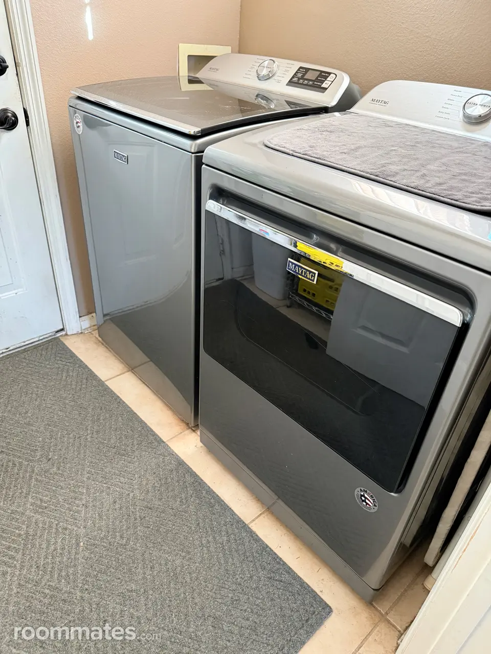 Profile photo 6 of 10