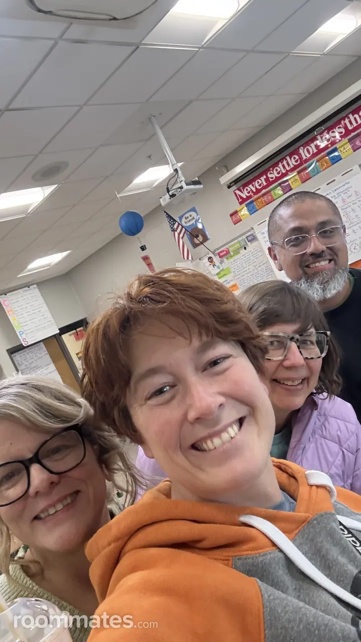 Profile photo 8 of 9