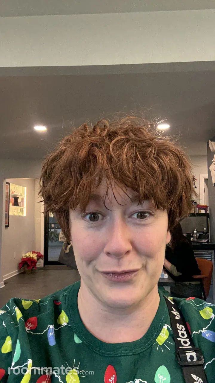 Profile photo 9 of 9