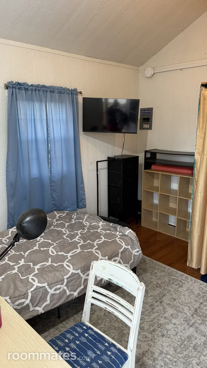 Profile photo 7 of 9