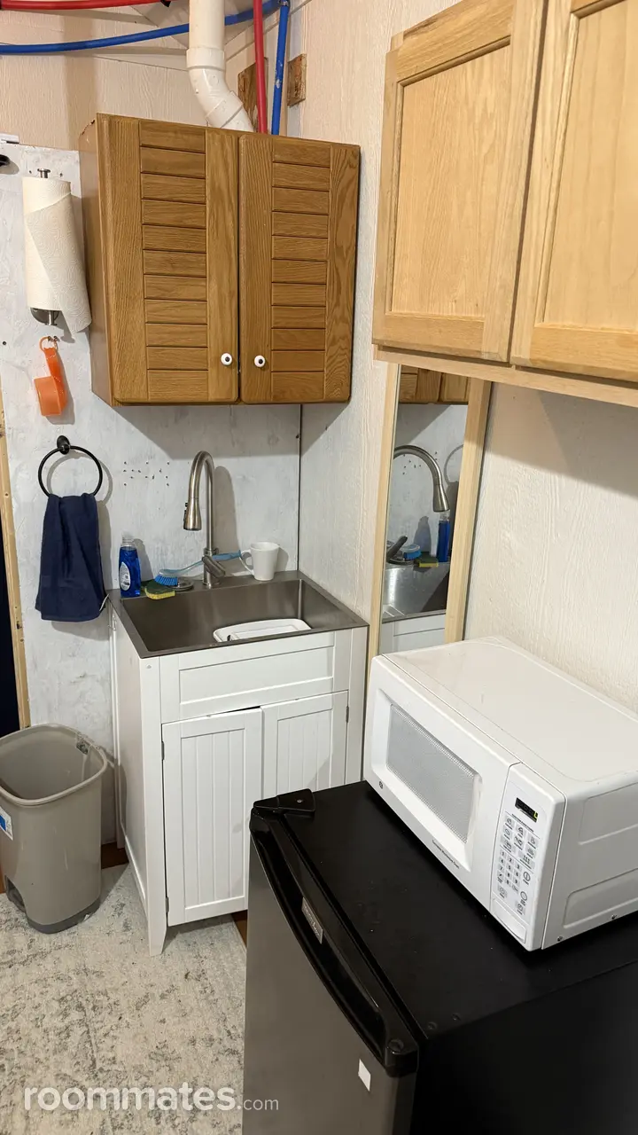 Profile photo 6 of 9