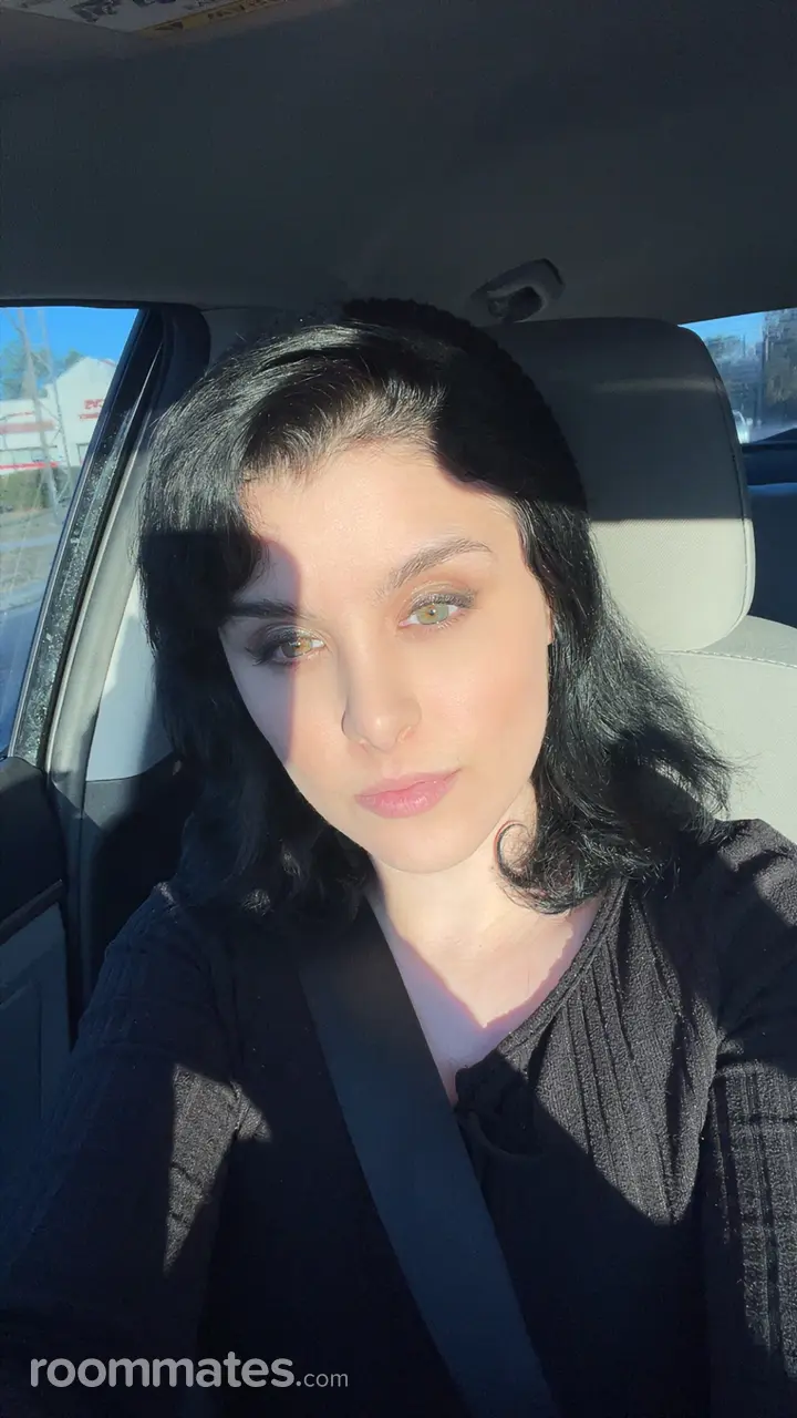 Profile photo 1 of 1