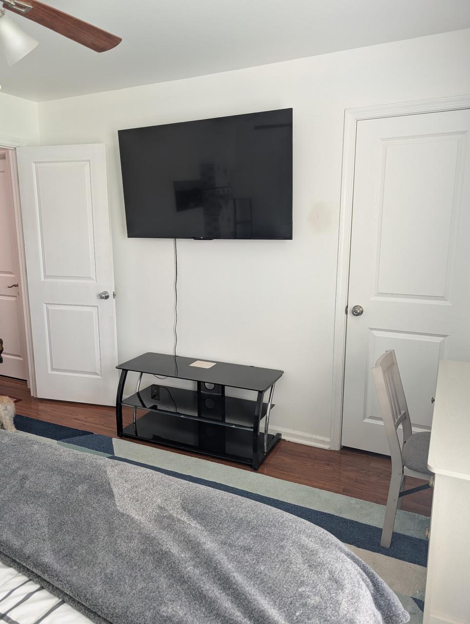 Profile photo 4 of 5