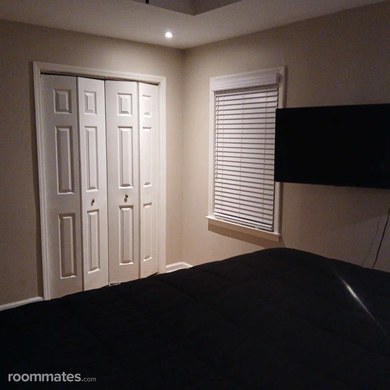 Profile photo 8 of 9