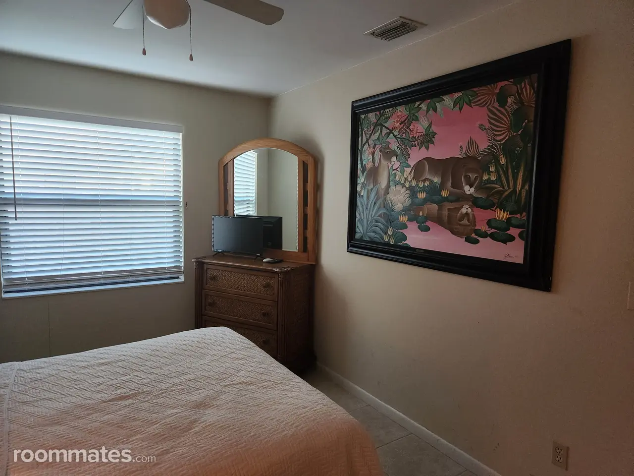 Profile photo 3 of 8