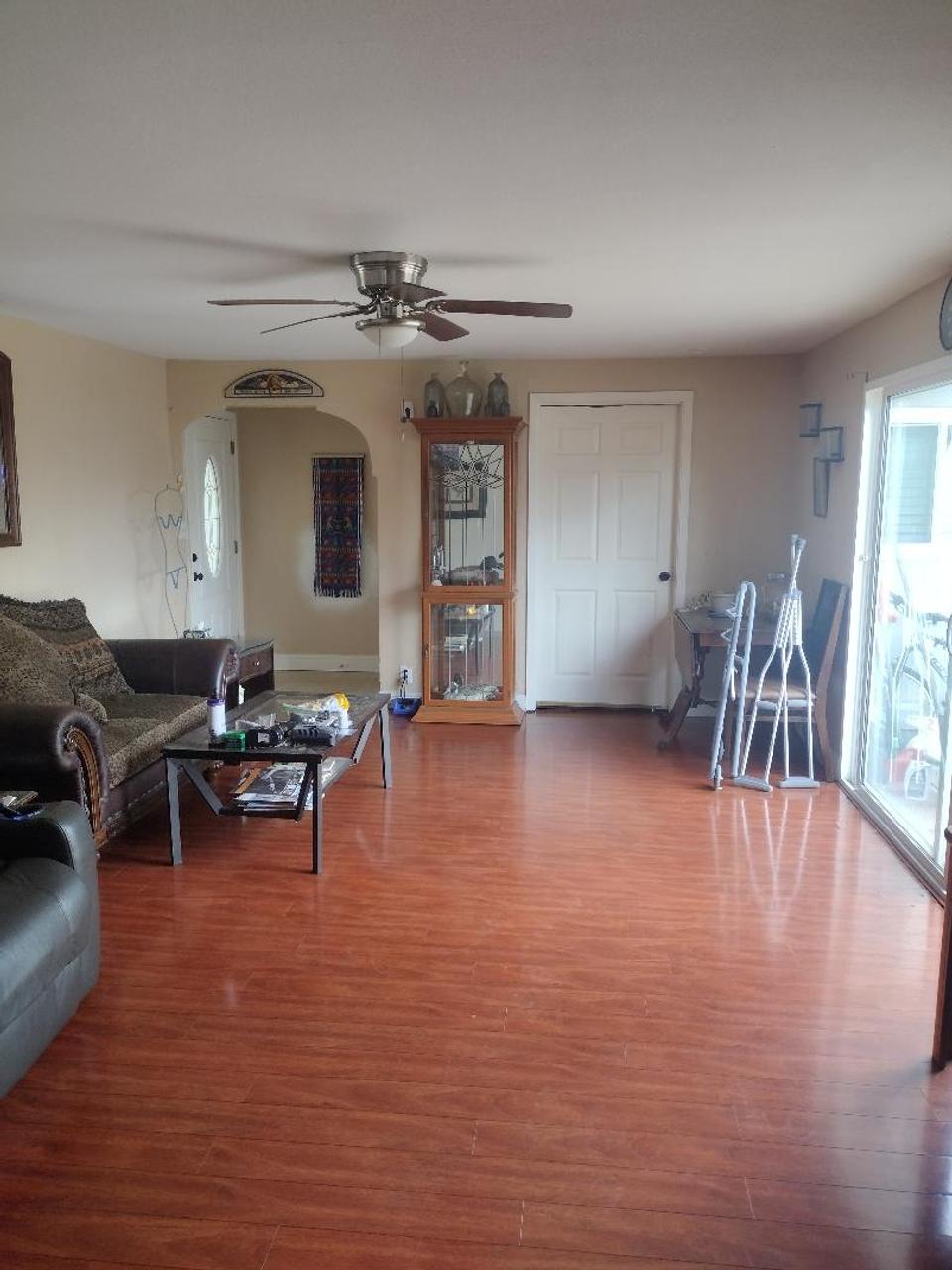 Profile photo 4 of 6