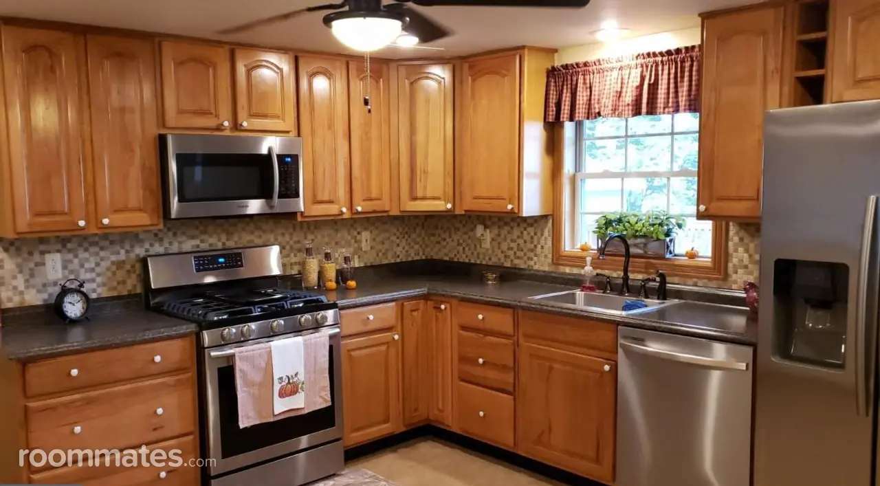 Profile photo 2 of 9