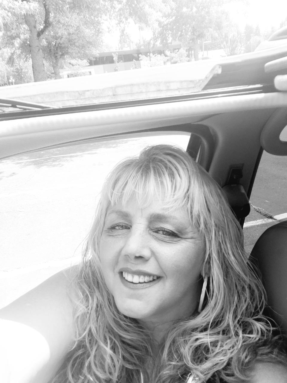 Profile photo 9 of 9