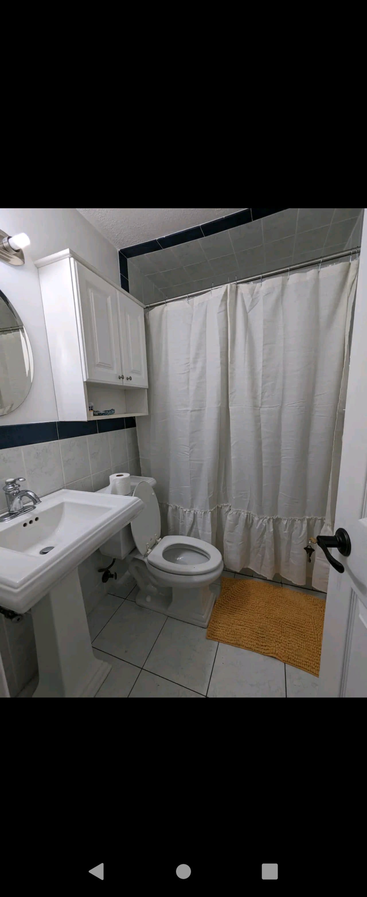 Profile photo 6 of 15