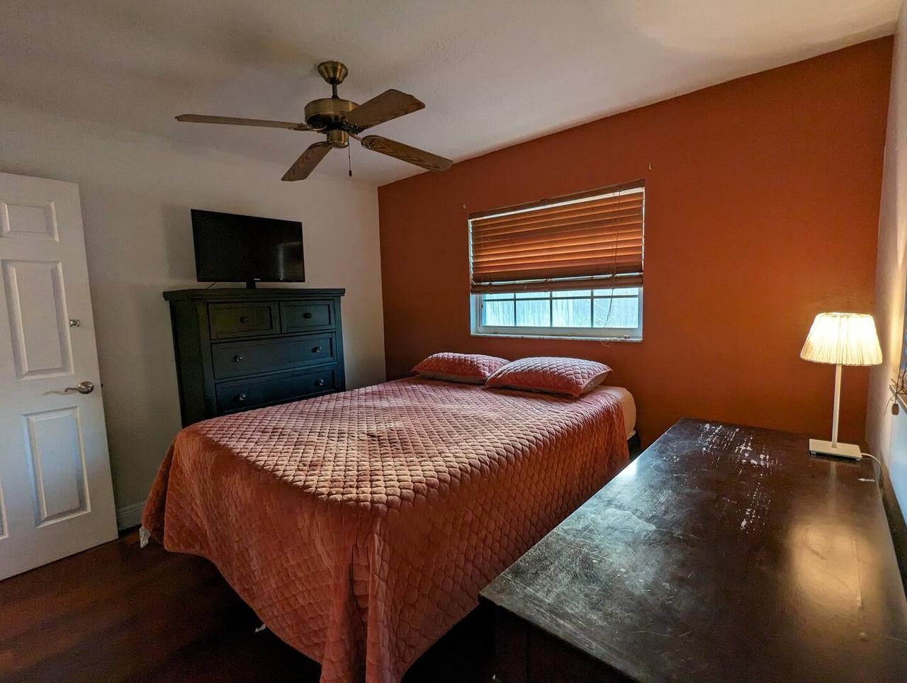 Profile photo 2 of 15