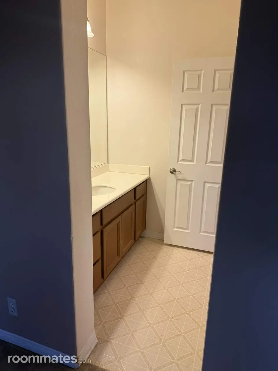 Profile photo 1 of 8