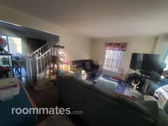 Room for rent in Southfield, MI $800, house