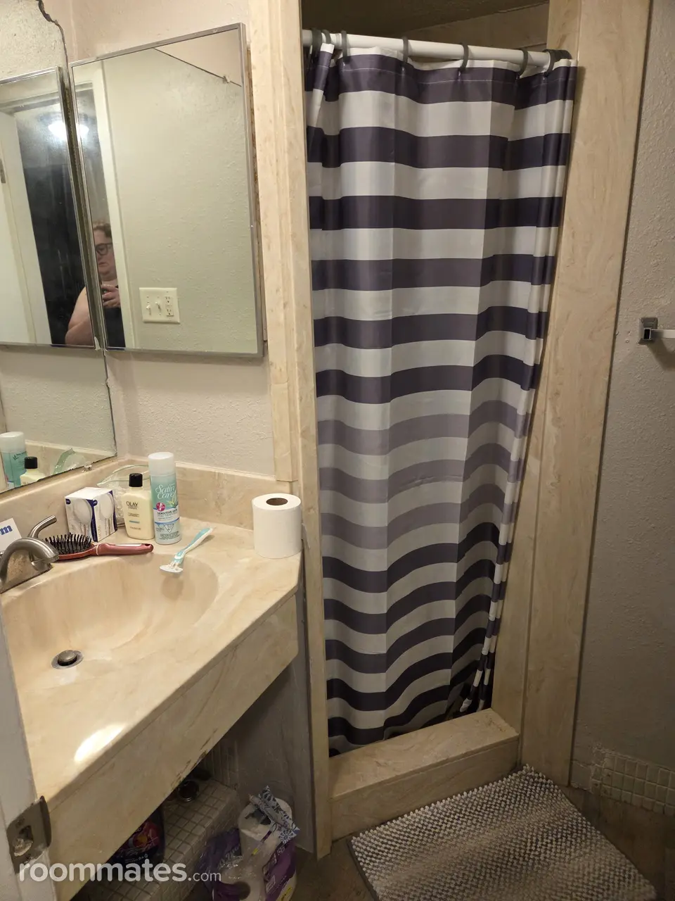 Profile photo 4 of 10