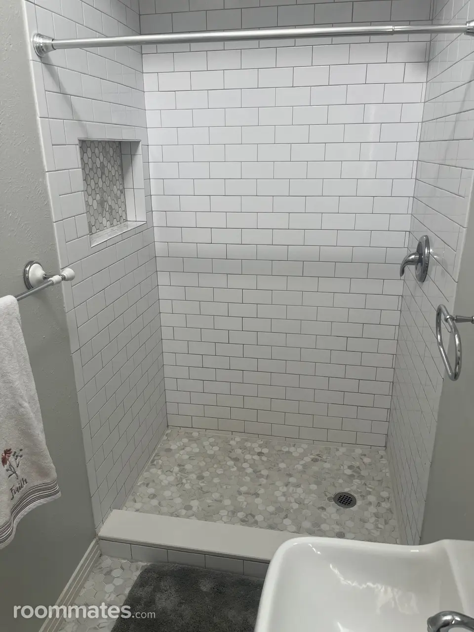 Profile photo 5 of 6