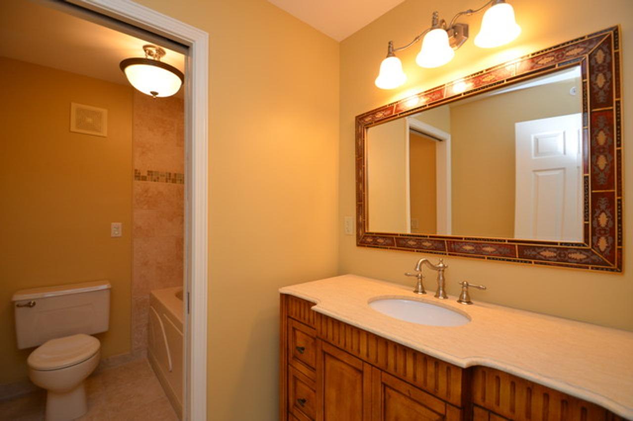 Profile photo 4 of 12