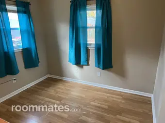 Room for rent in Virginia Beach, VA $1400, house