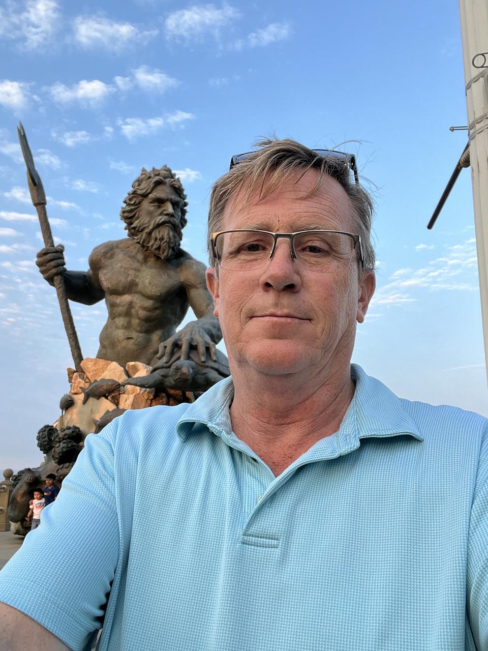 Profile photo 7 of 8