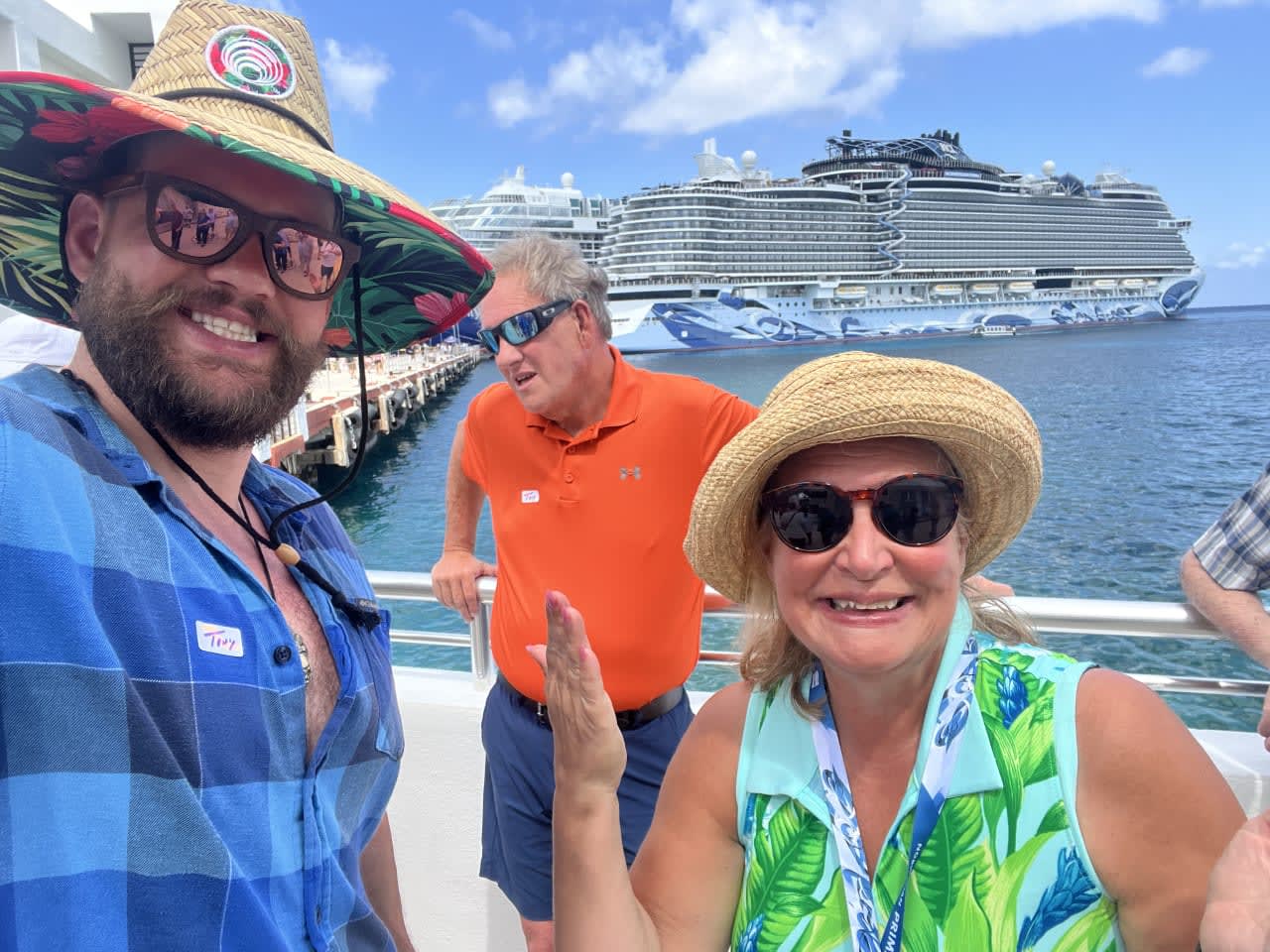 Profile photo 1 of 4