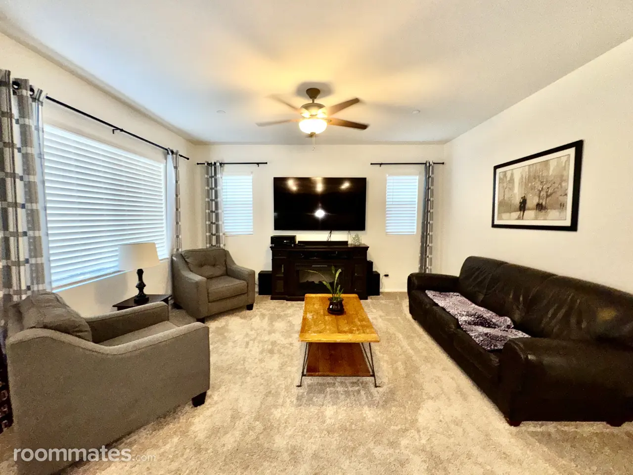 Profile photo 8 of 11