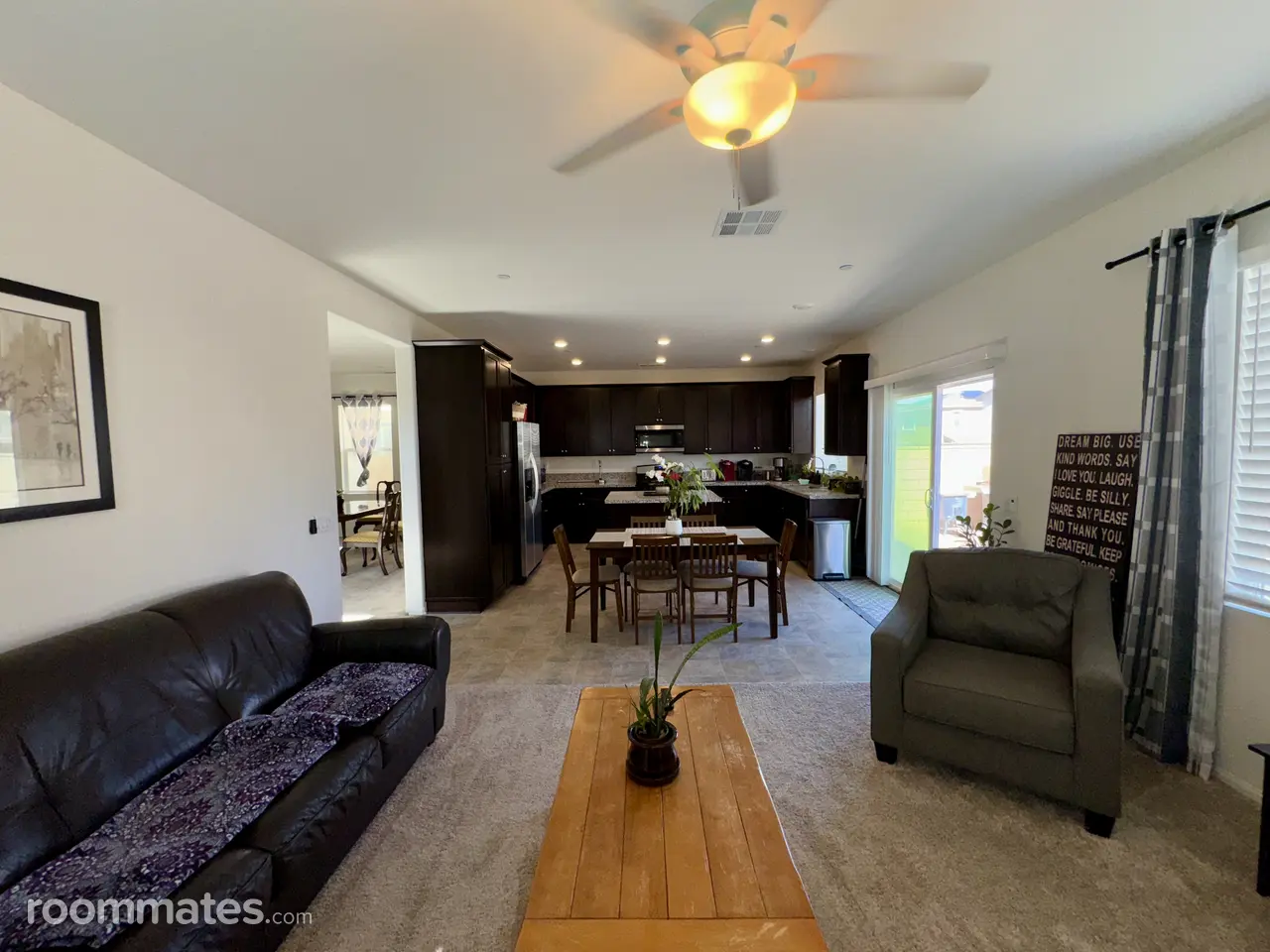 Profile photo 7 of 11