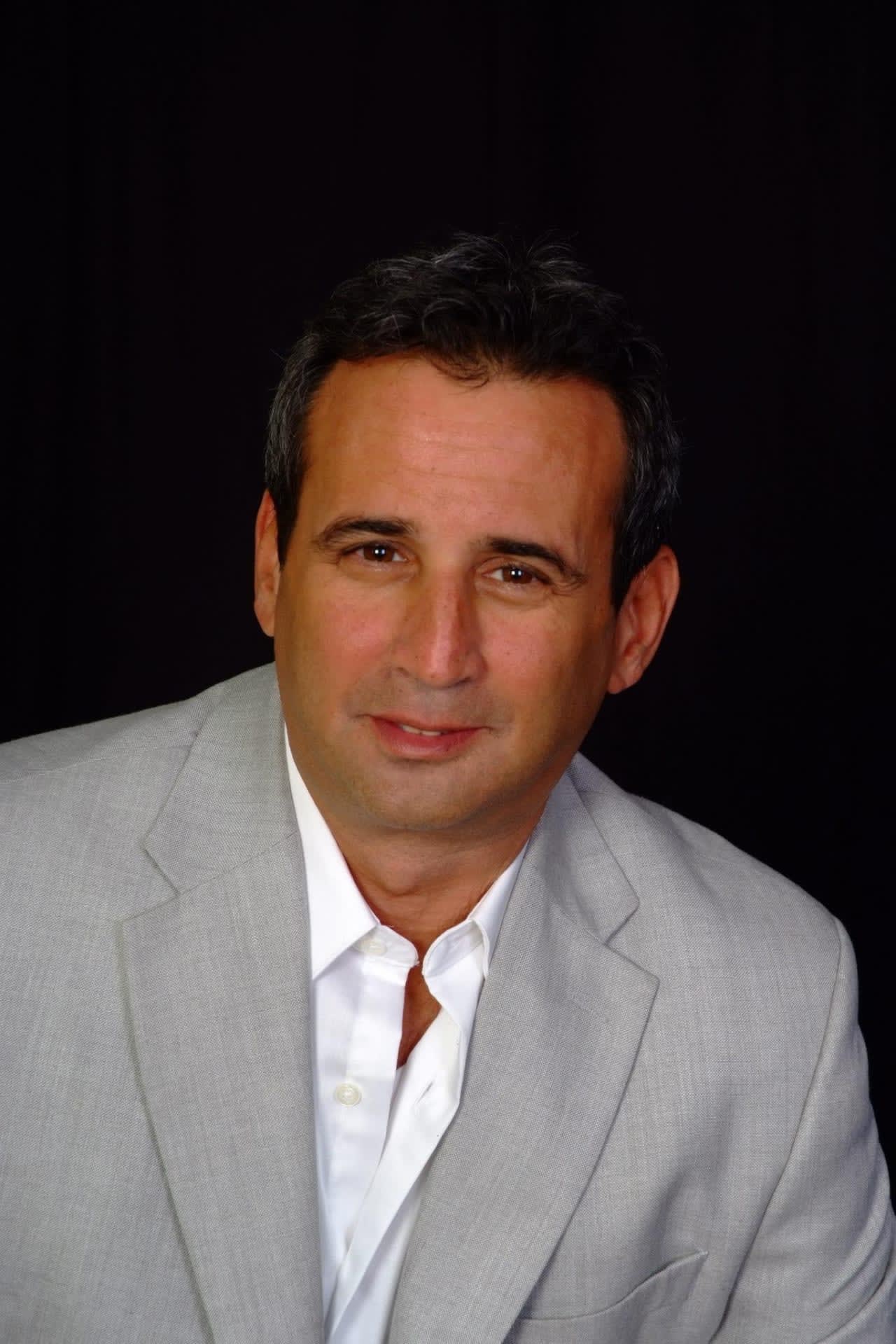 Profile photo 10 of 11