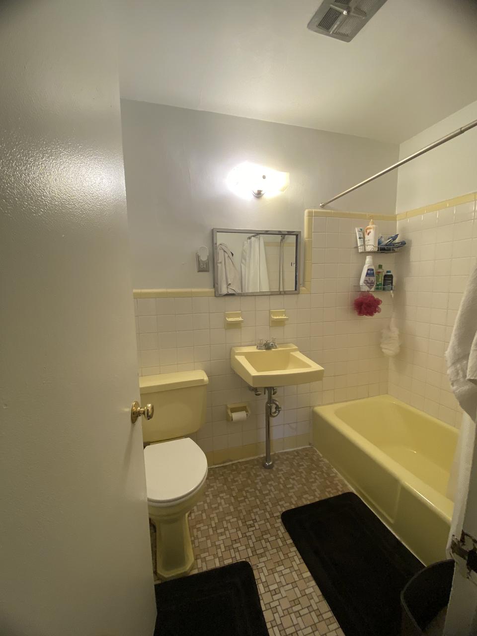 Profile photo 4 of 6