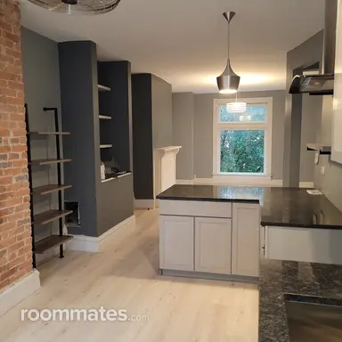 Room for rent in Columbus, OH $1000, house