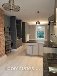 Room for rent in Columbus, OH $1000, house