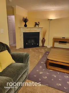 Room for rent in Bowie, MD $1200, condo