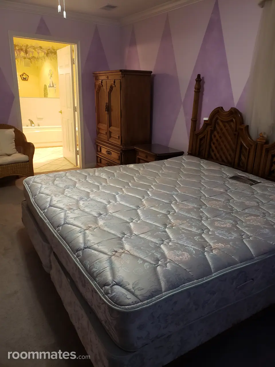 Profile photo 10 of 12