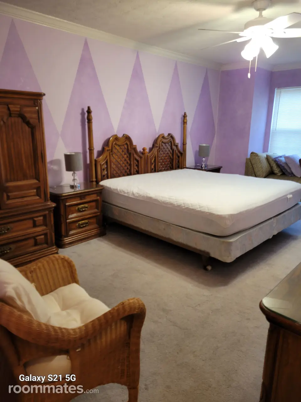 Profile photo 4 of 12