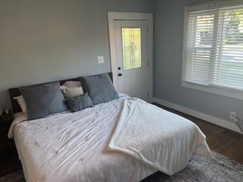 Room for rent in Walkertown, NC $900, house